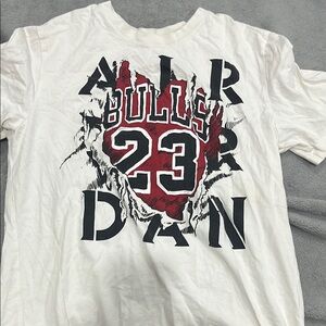 Jordan Bulls 23 White T-Shirt